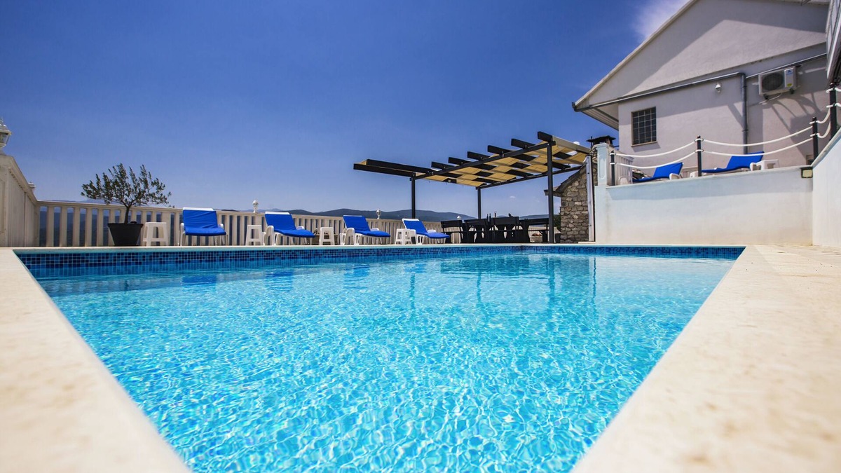 Donji Prolozac Villa | Villa Leko Imotski for 22 people with pool and hot tub close to Makarska, Split