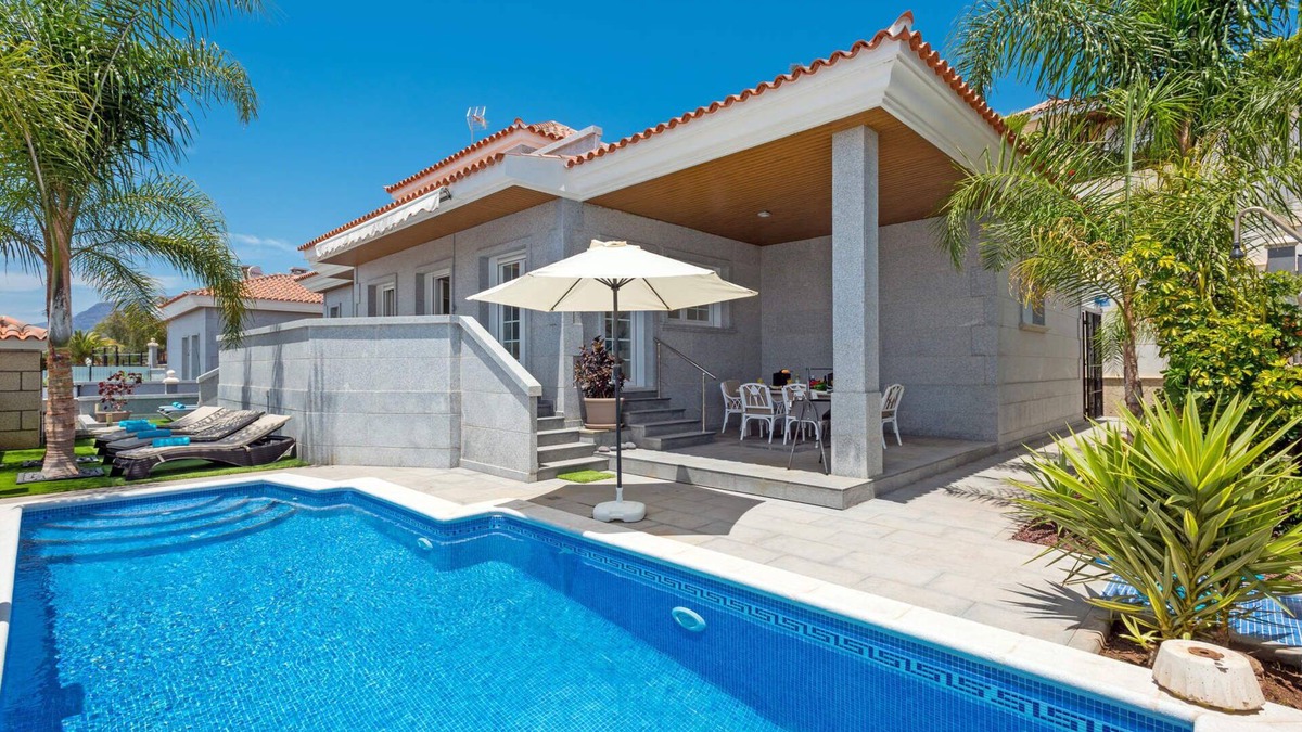 Santiago del Teide Villa | Villa Leonardo Dos by Villa Plus