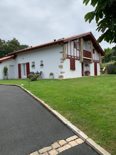 Arcangues Bed & Breakfast | Villa Les Hortensias B&B
