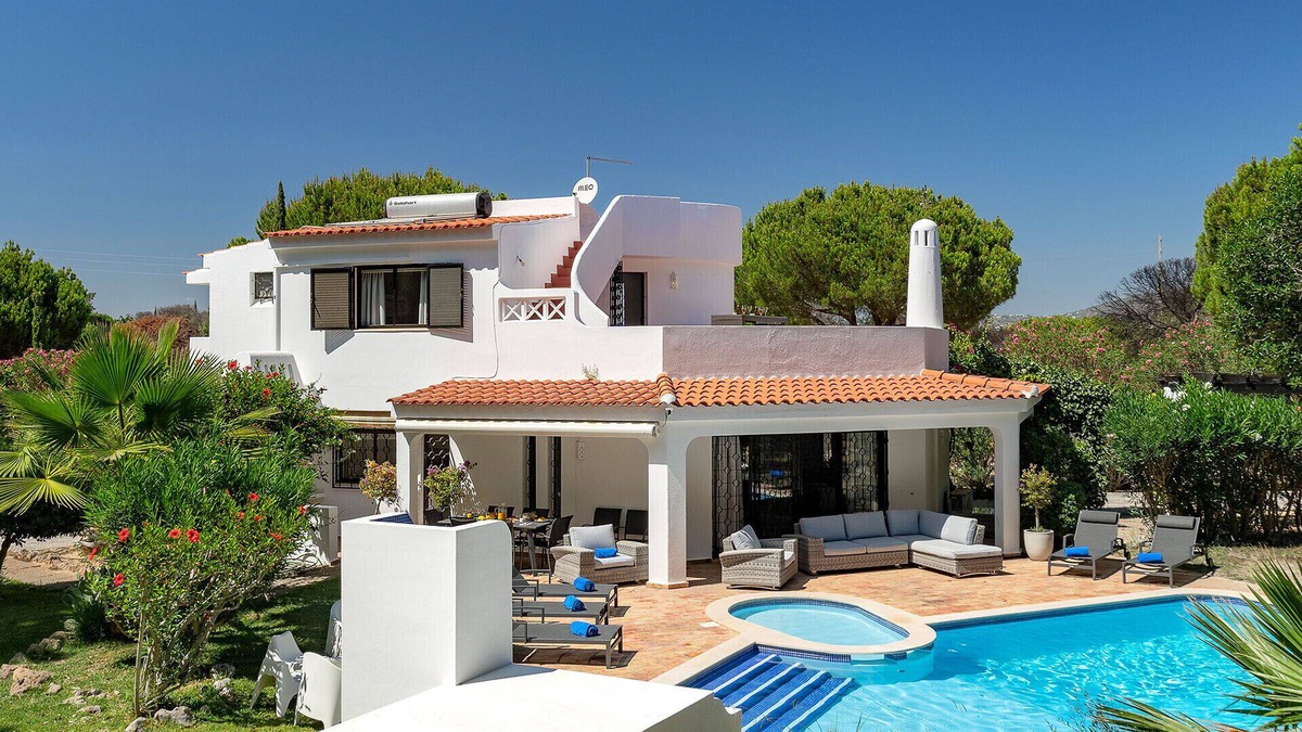 Almancil Villa | Villa Leshy