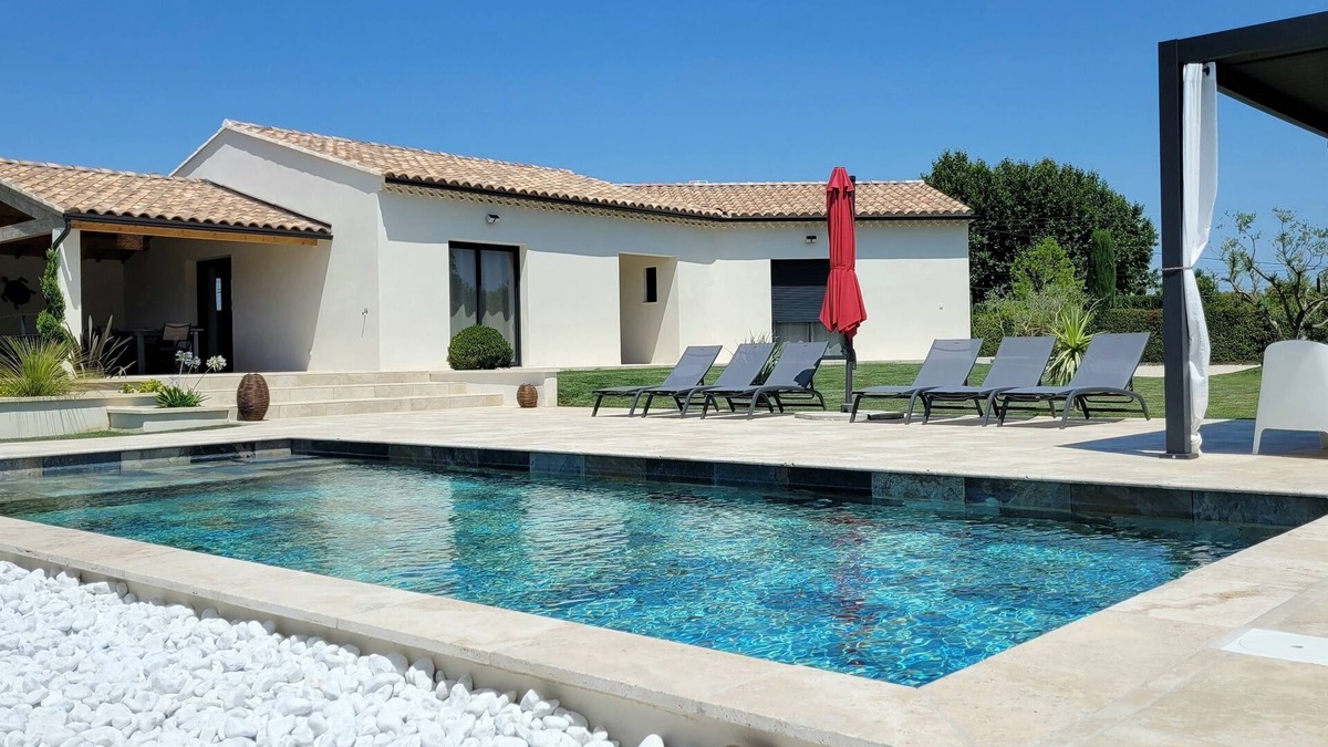 Chateaurenard Villa | Villa Liane