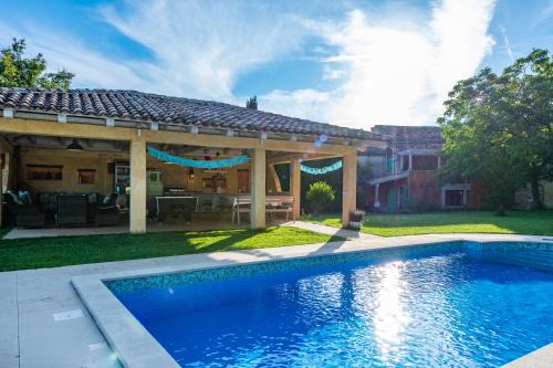 Ferlini House | Villa Liberat and Foska, a private nature oasis, ideal for large groups