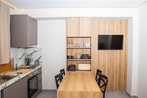 Nea Potidaia House | Villa Llanaj Residence 3 by Luxlikehome