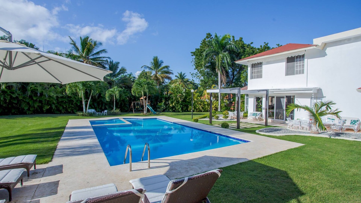 Los Lagos Villa | Villa Los Lagos, Spacious Family Priate Patio w/BBQ and close to Minitas Beach