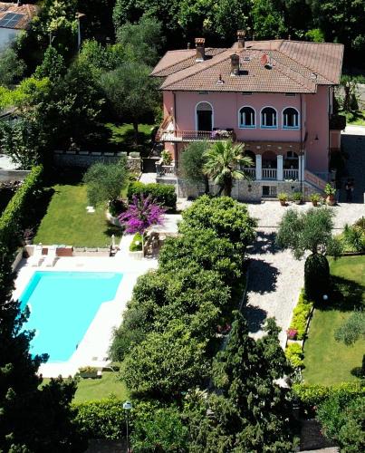 Toscolano Maderno Bed & Breakfast | Villa Lou