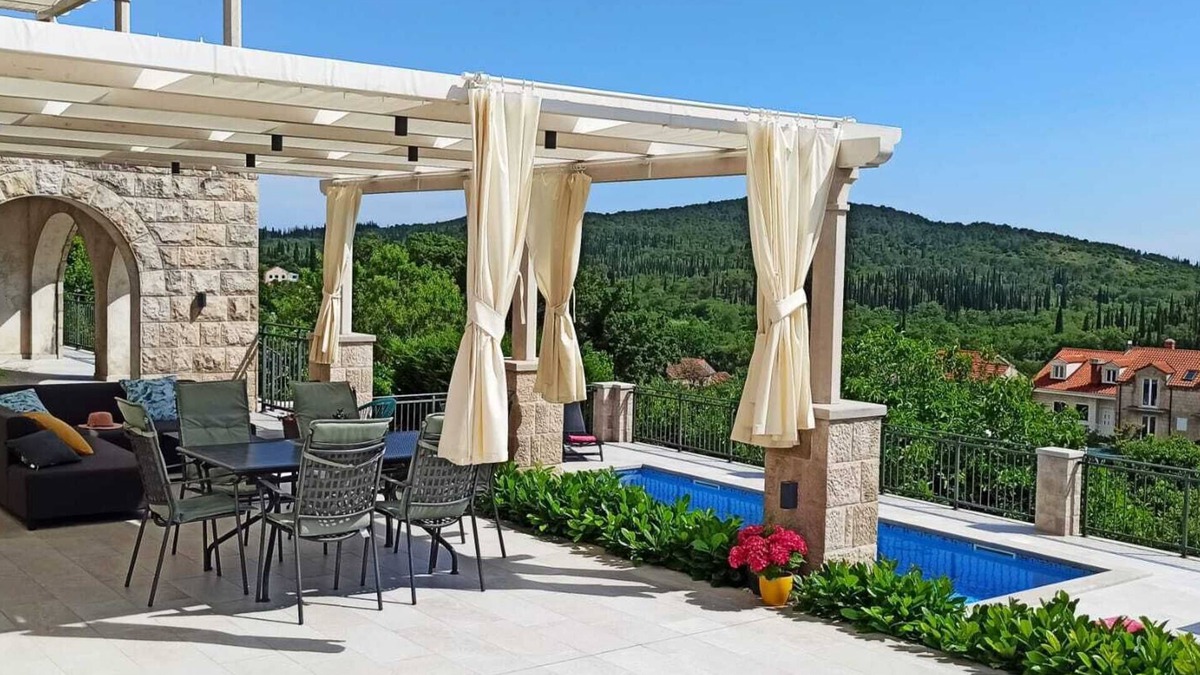 Cilipi Apartment | Villa Lucija, relaxing family gateway in Dubrovnik riviera