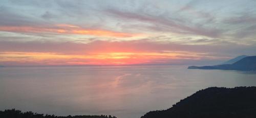 Piqeras House | Villa Luiza Piqeras