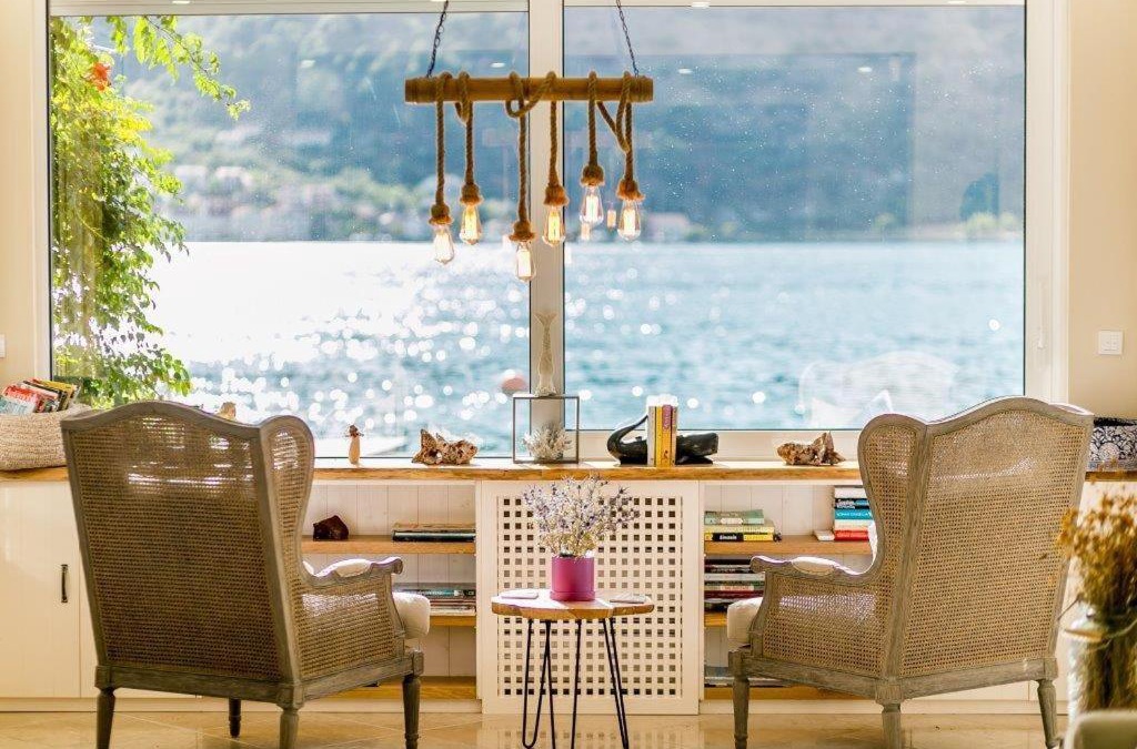 Dobrota Villa | Villa Luna- luxury villa on the beach