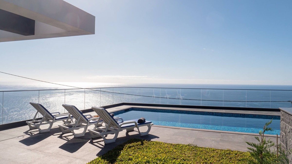 Ribeira Brava Villa | Villa Luxe by Atlantic Holiday
