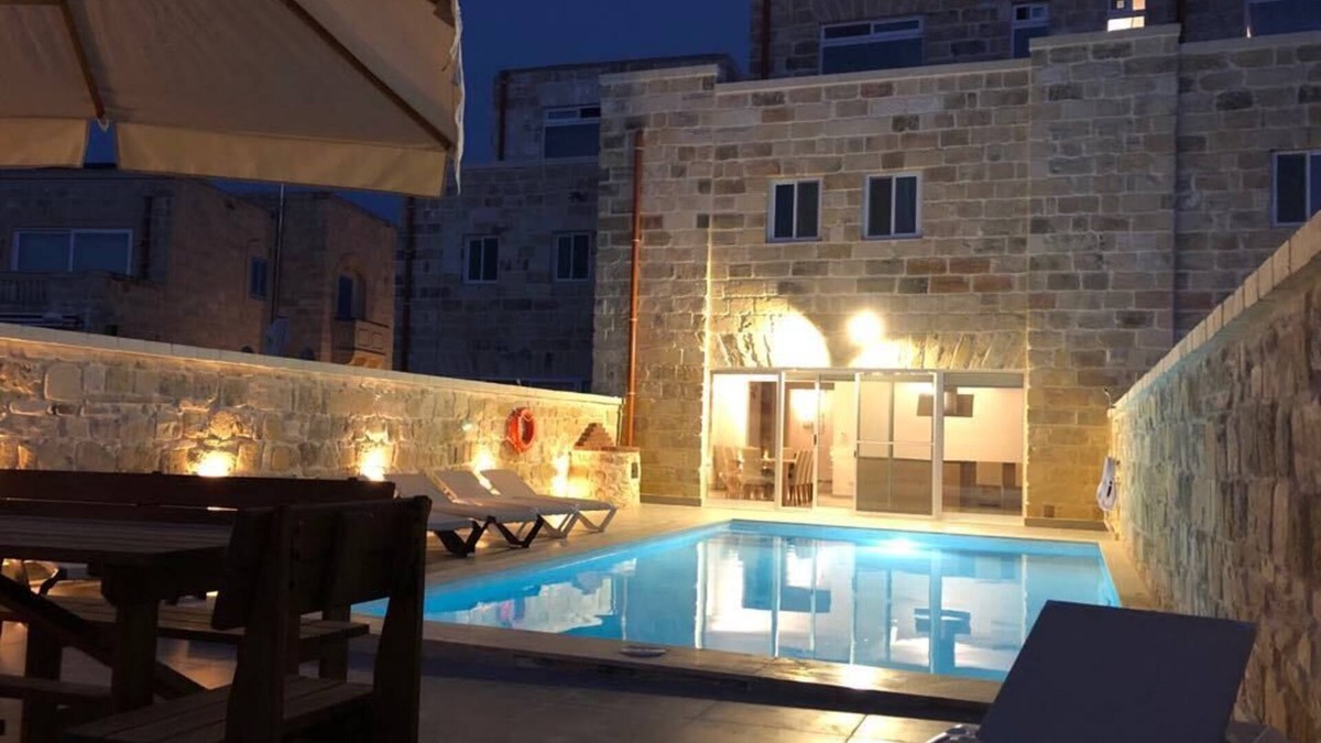 Zejtun Villa | Villa Lyons - Modern villa with private pool and spectacular country views