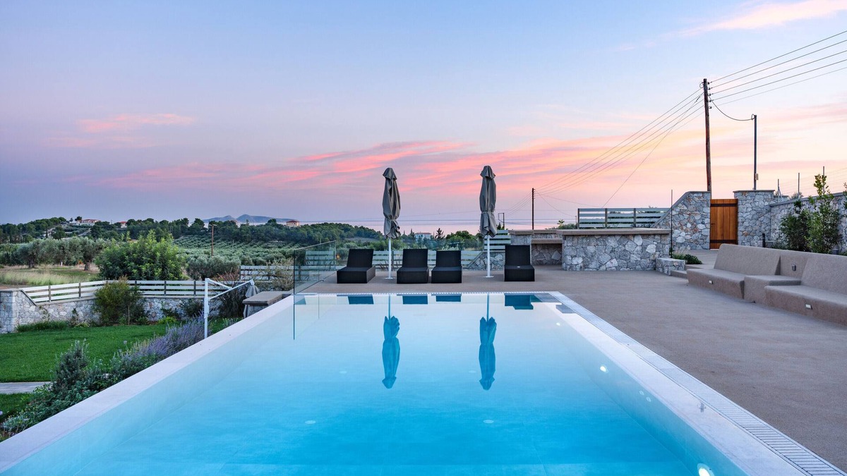 Ermionida Villa | Villa 'M Z Eternity' with Sea View, Wi-Fi and Air Conditioning