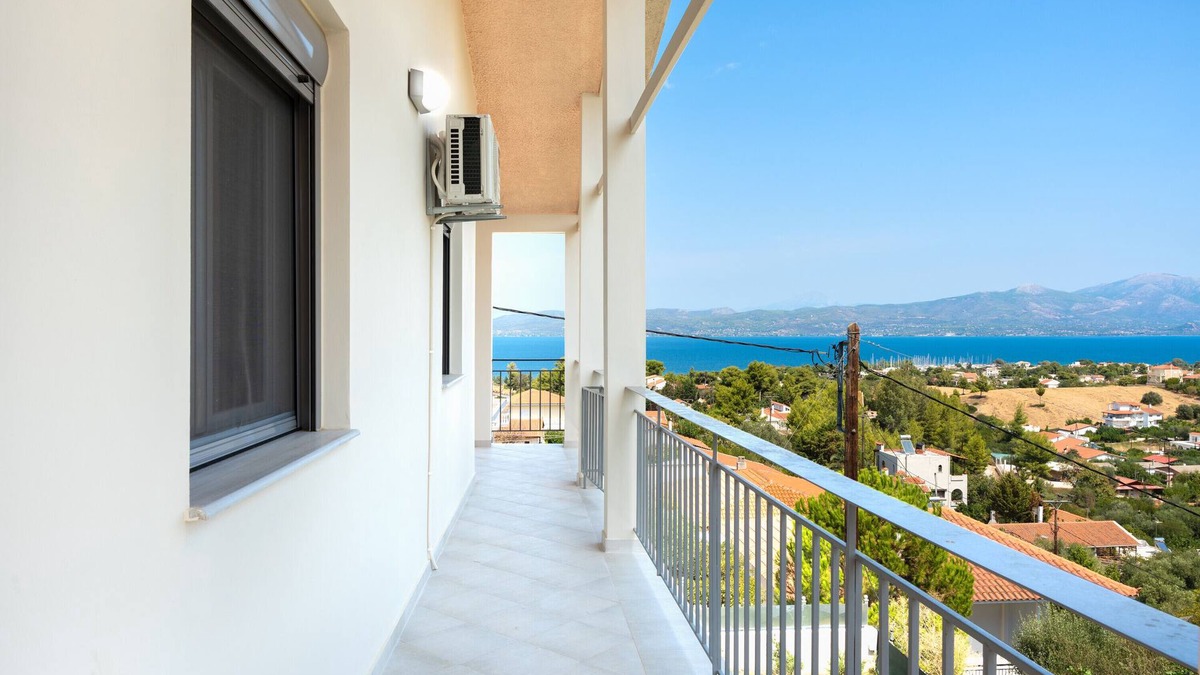 Oropos Villa | Villa "Magic View" with Private Pool & Wi-Fi
