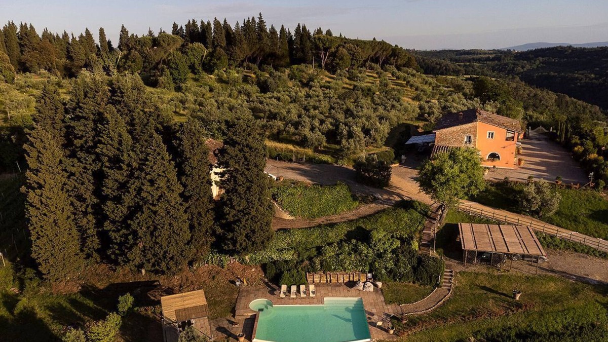 Montelupo Fiorentino Villa | Villa Majolica & Villa Bobolino