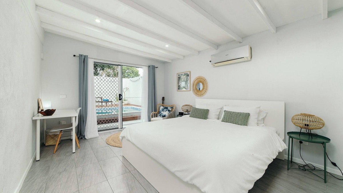 Mele Villa | Villa Mali - Beachfront with Plunge Pool