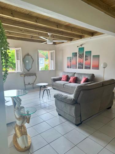 Case-Pilote House | Villa Mamour