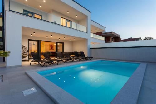 Klimno Villa | Villa Manhattan