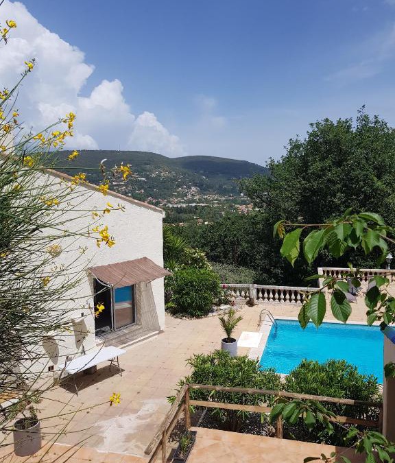 Draguignan House | Villa Manoe