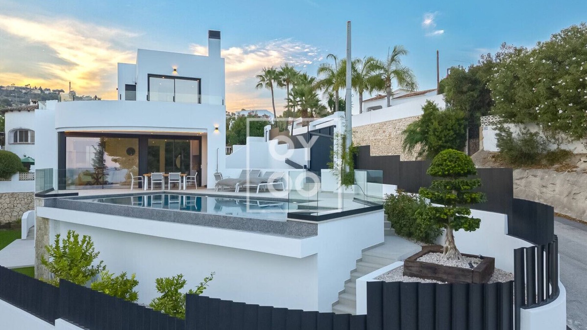 Urbanitzacio la Fustera Villa | Villa Mar y Monte, Your Luxury Escape by the Sea, By OYOOSTAYS