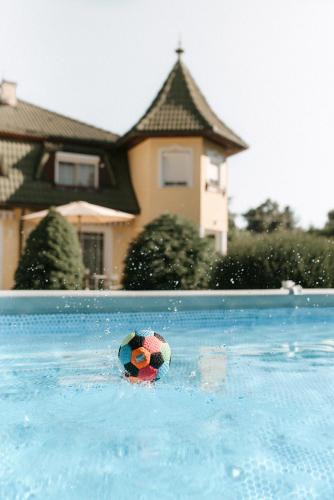 Gunaras Villa | Villa Maranga
