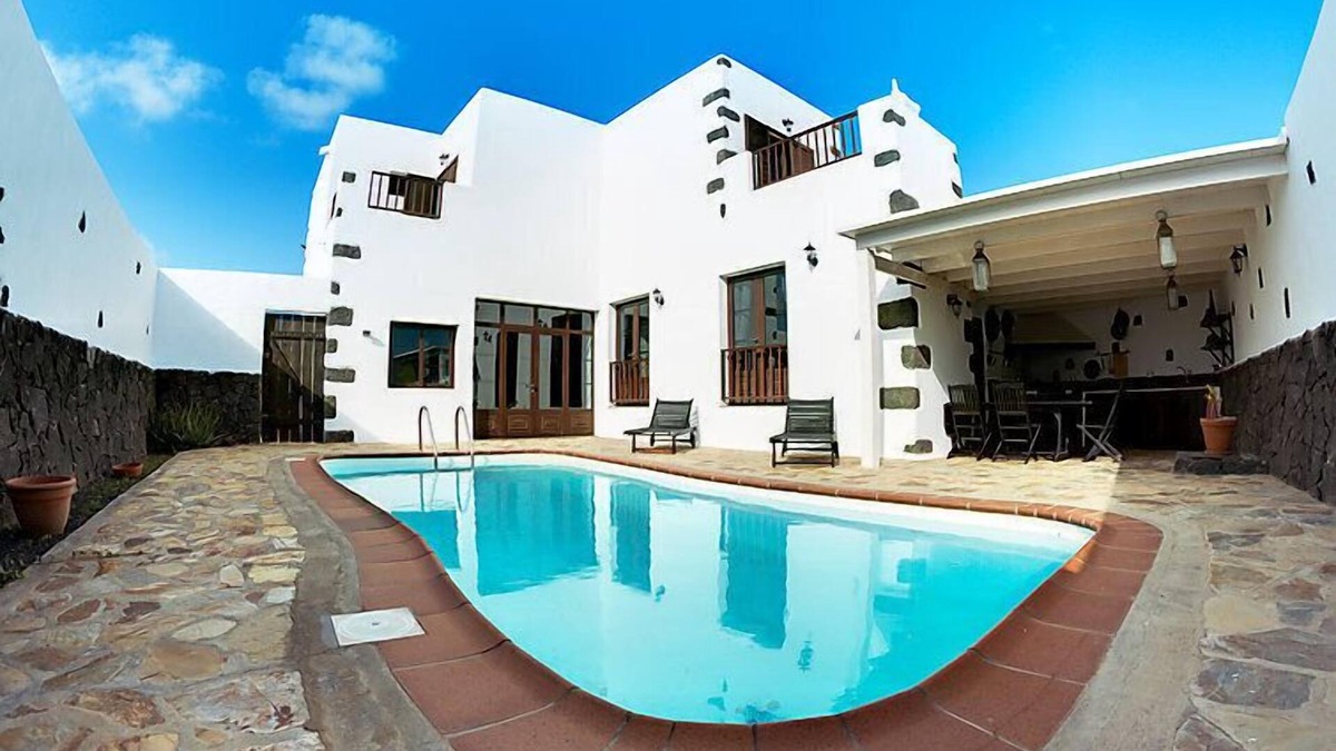 Tajaste House | Villa Mareta by Interhome