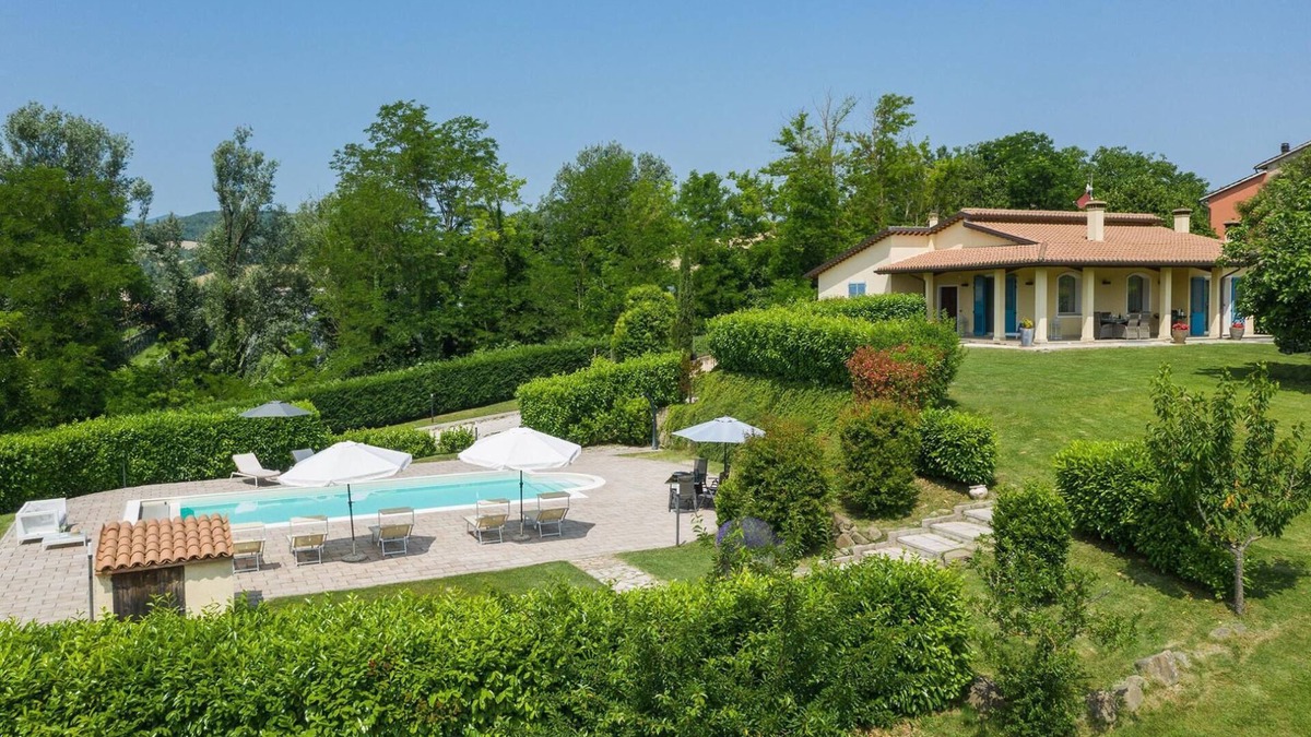 Acqualagna Villa | Villa Margot 9 - Five Bedroom Villa, Sleeps 9