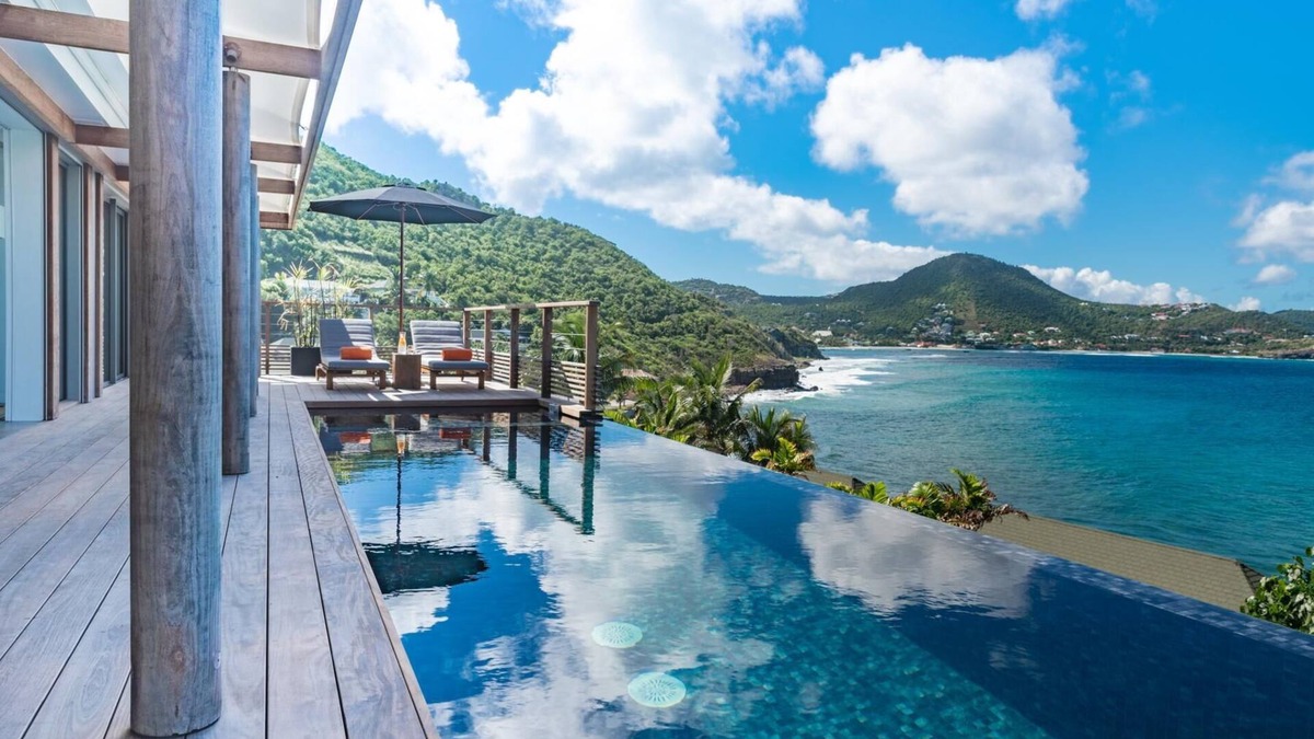 Pointe Milou Apartment | Villa Maria | Ocean Front - Located in Wonderful Pointe Milou with Private Pool