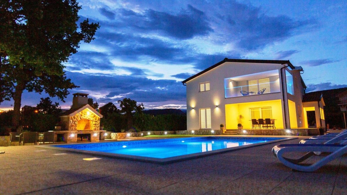 Donji Prolozac Villa | Villa Maria with private pool