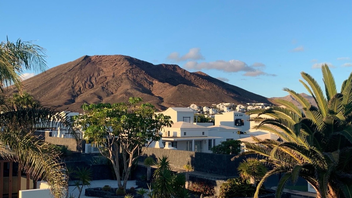 Yaiza Villa | Villa Marisma | 3 Bedrooms | Private Pool | Prime Location | Furnished Terrace | Parking Area | Playa Blanca