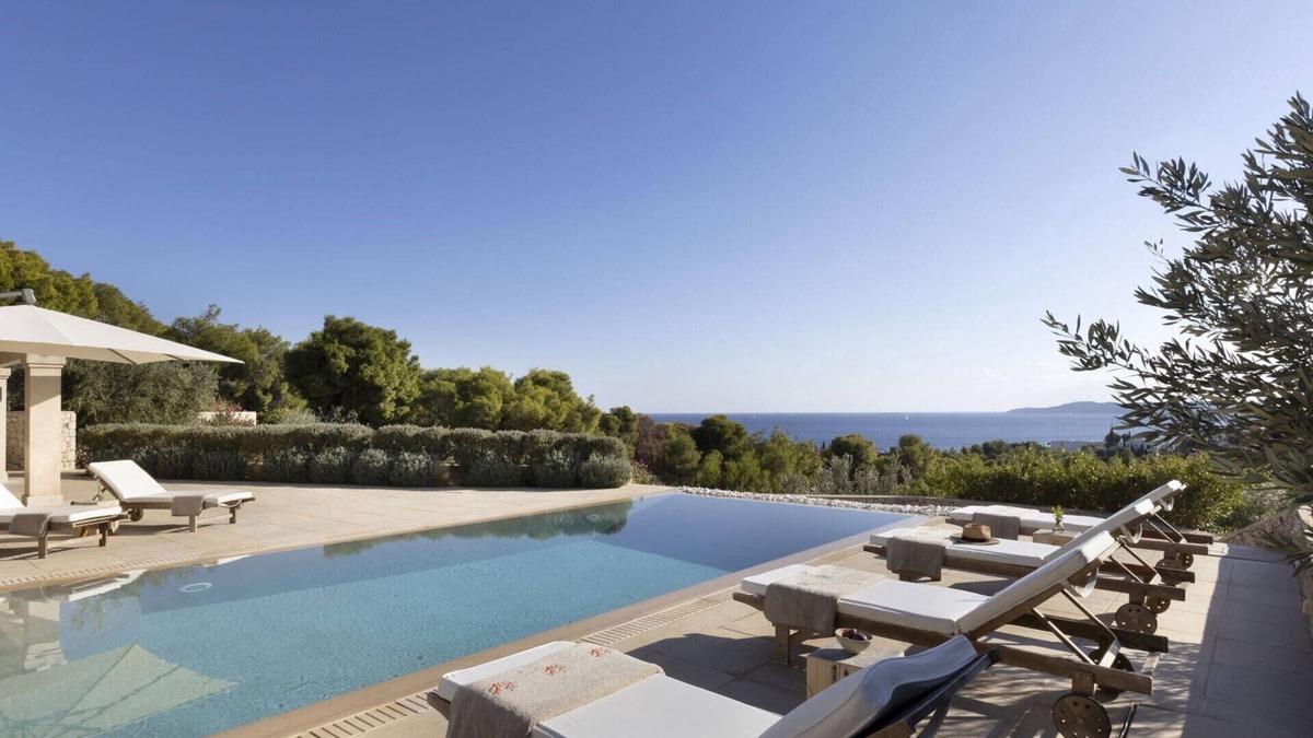 Kosta Villa | Villa Marlina - Six Bedroom Villa, Sleeps 12