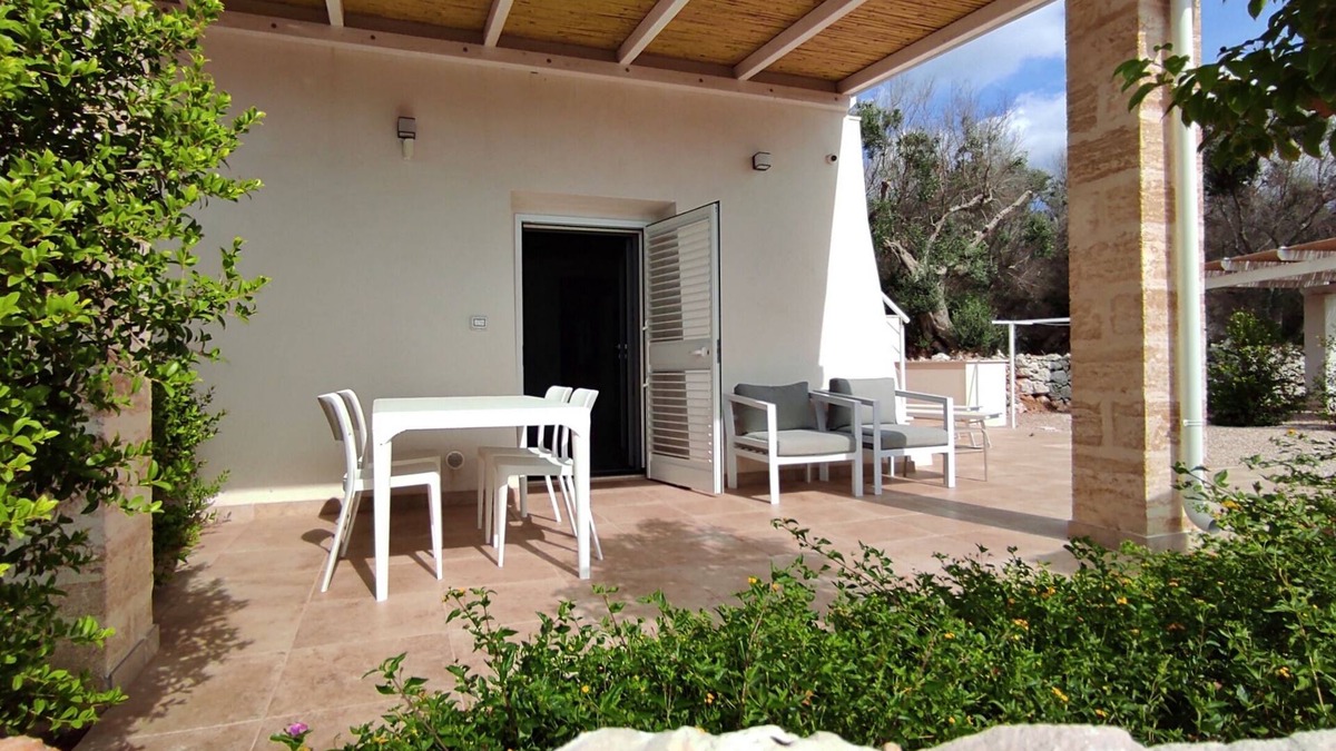 Salve Cottage | Villa Marvista - Lantana. Seaview and Private Garden
