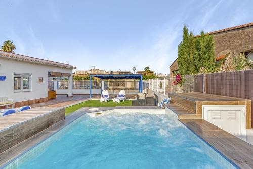Oliva Villa | Villa Mediterraneo