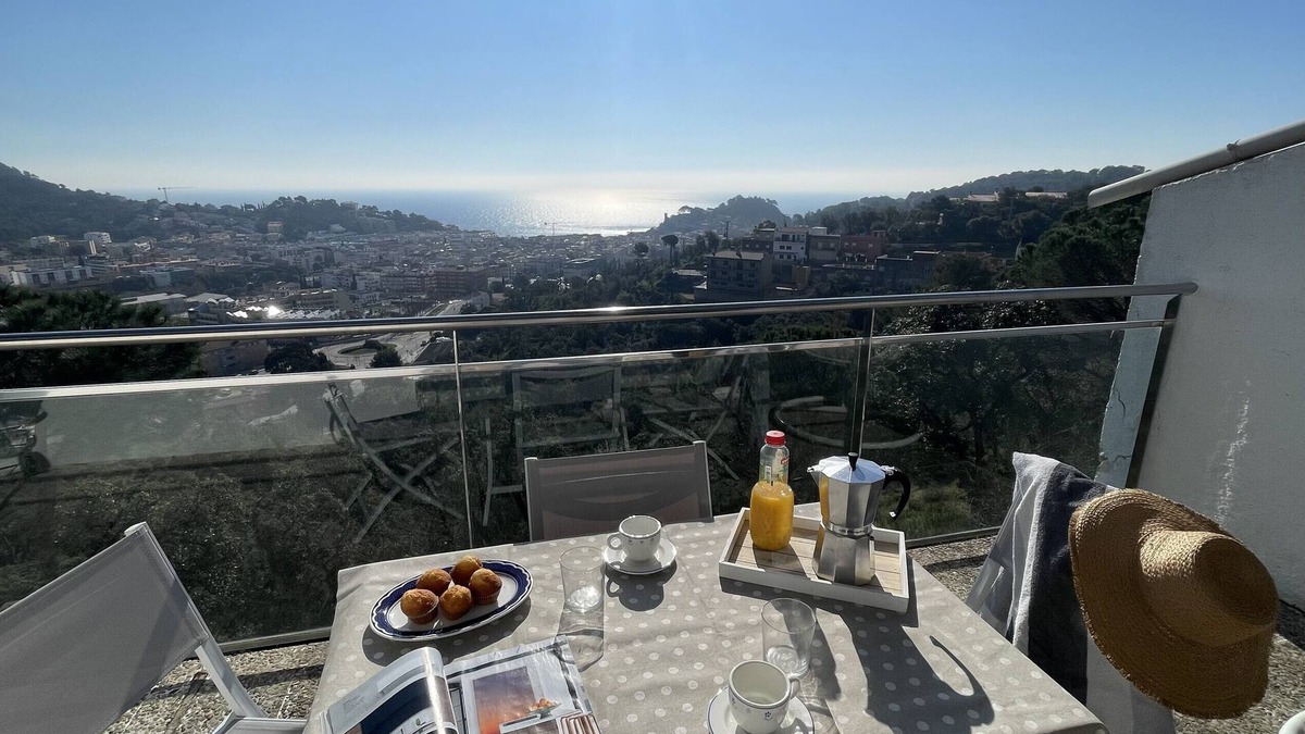 Tossa de Mar House | Villa 'Mediterraneo' with Sea View, Pool & Wi-Fi