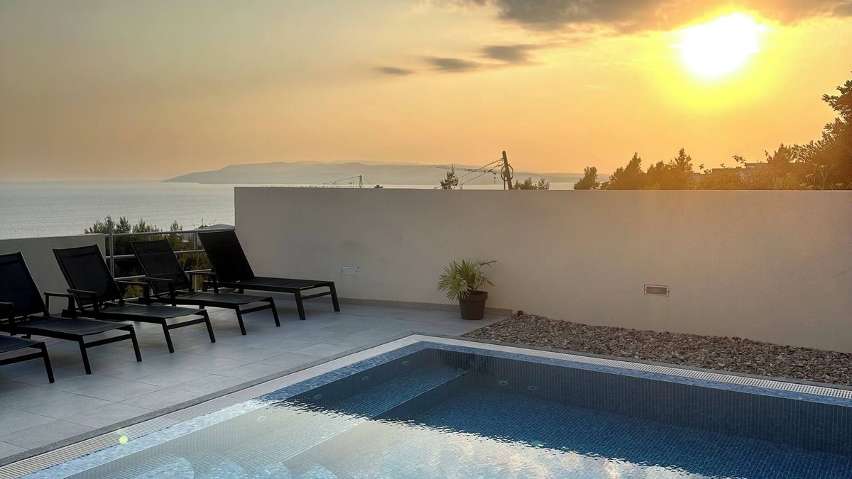 Zelenka Villa | Villa Meri for 14 people Makarska