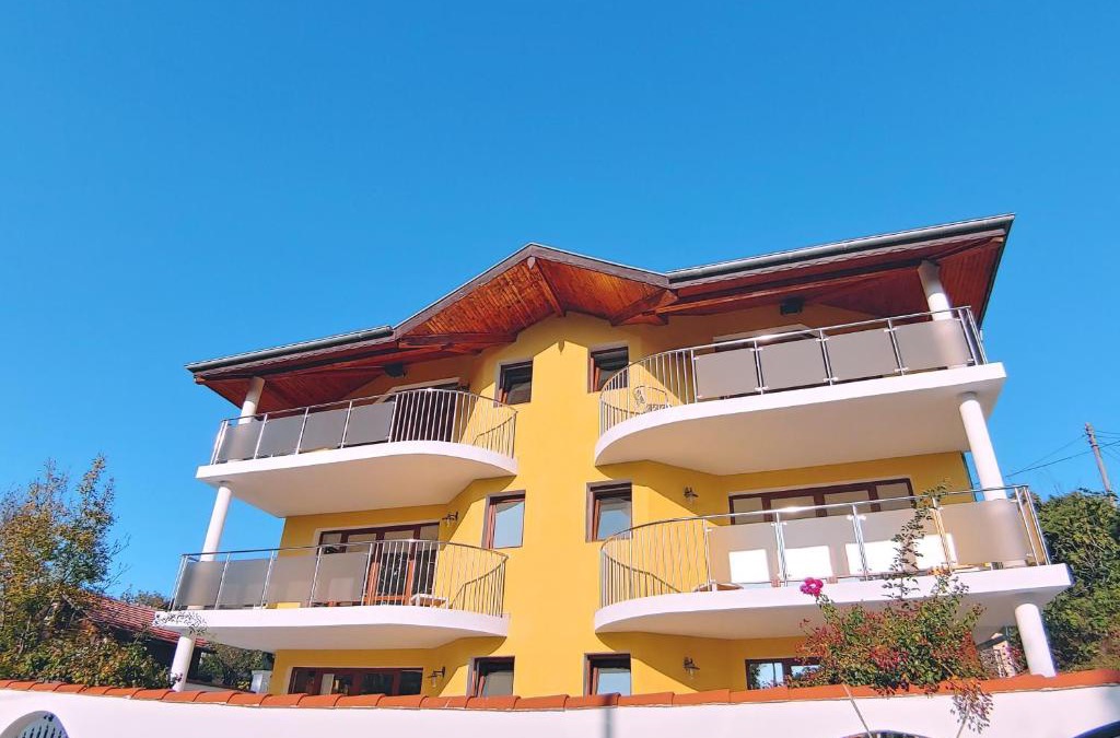 Fish Fish Apartment | VILLA METATRON U DOMA