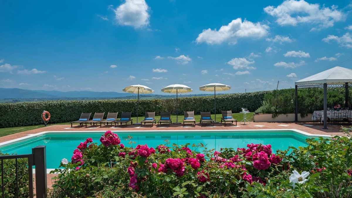 Le Piazze House | Villa Michelangelo with pool and spa