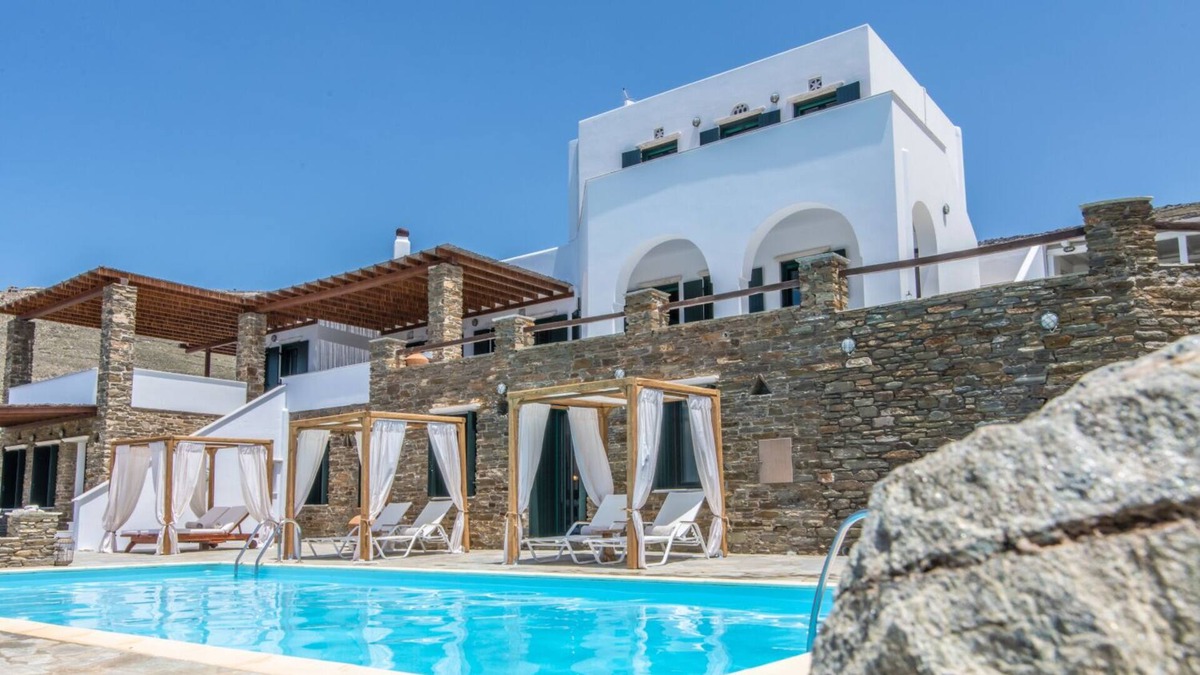 Exomvourgo Villa | Villa Mileia/ 4 bedrooms/ Sea-view With Shared Pool