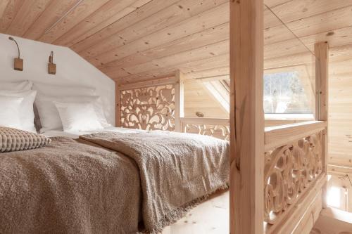 Zakopane Bed & Breakfast | Villa Milimani - stuletnia, folk & butique, adults only