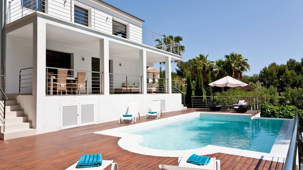 Costa d'en Blanes Villa | Villa Mimma ,Touristic licence no. ETV/5591n With a large Pool, Air Con, & WiFi