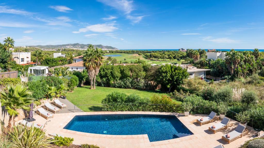 Vallpineda Villa | Villa Miramar by Glasir