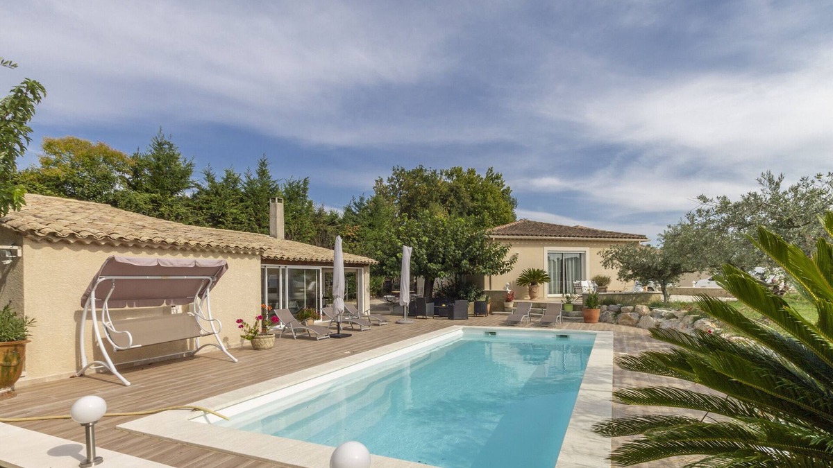 Noves Villa | Villa Mireillo Cozy villa with private pool for 6p
