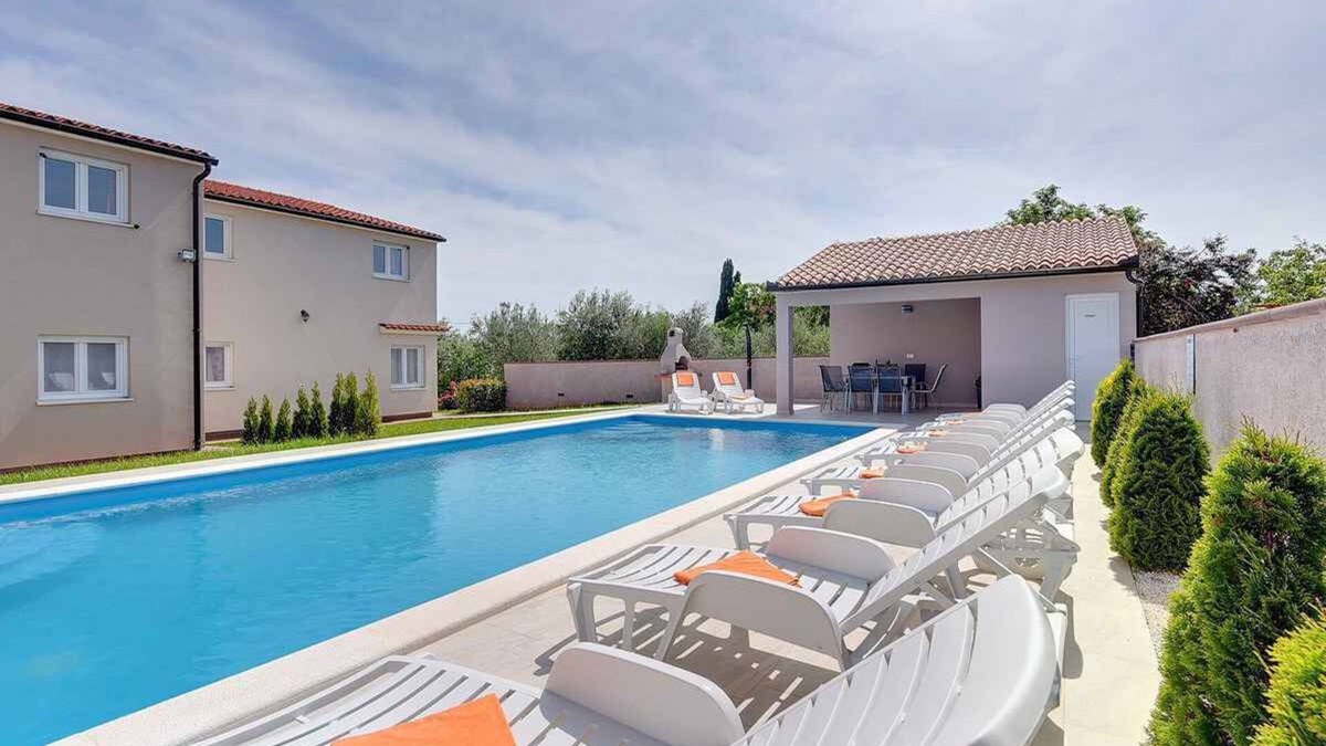 Valtura Villa | Villa mit Pool und Klimaanlage