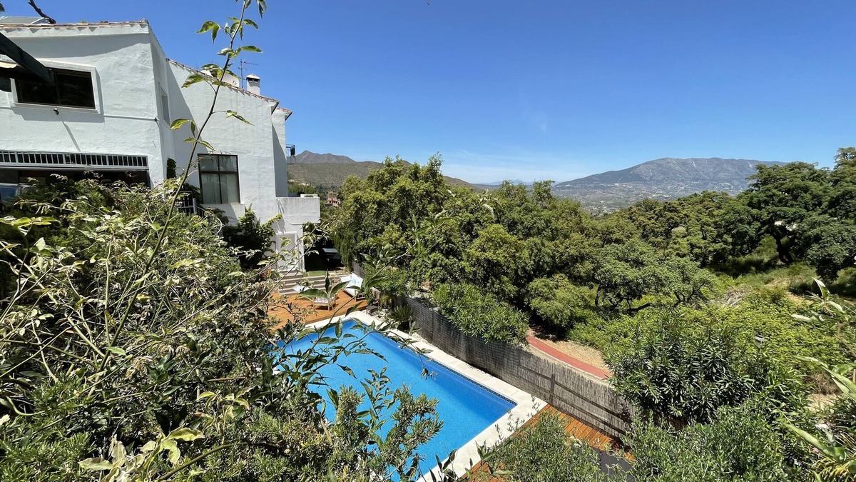 Ojen Villa | Villa mit Spektakulärer Aussicht und Privatem Pool