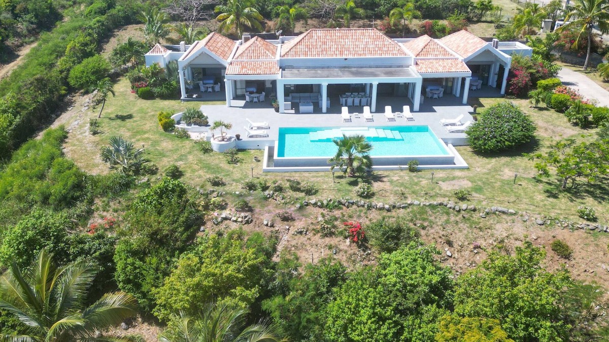 Orient Bay Villa | Villa Monte Verde