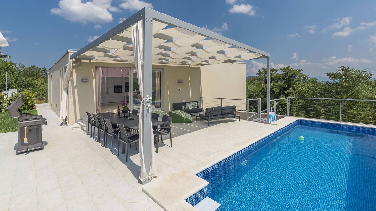 Brkac Villa | Villa Monvue nearby Motovun – Crovillas GmbH