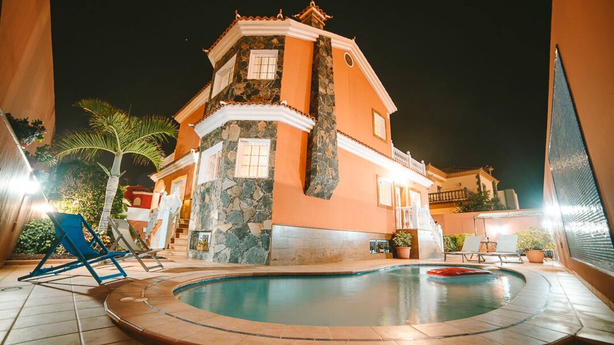Sonnenland Villa | Villa Morada Sonneland with private heated pool