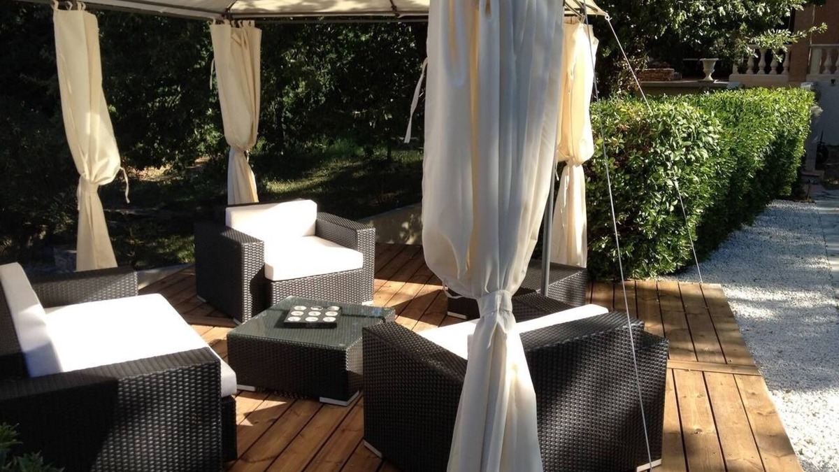 La Bouilladisse Bed & Breakfast | Villa Nara Chambre d'hotes