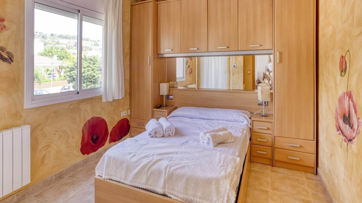 El Vendrell House | Villa near Beach & Wineries