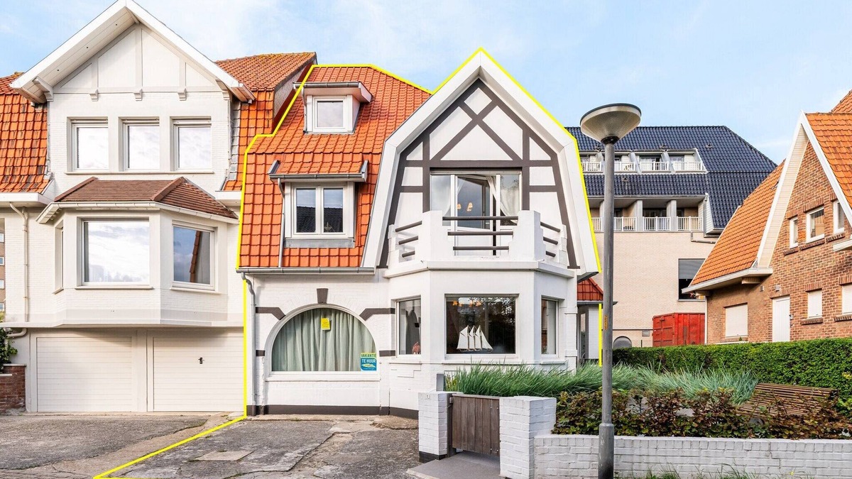 Koksijde-Bad House | Villa near Belgian Coast with Sea Views