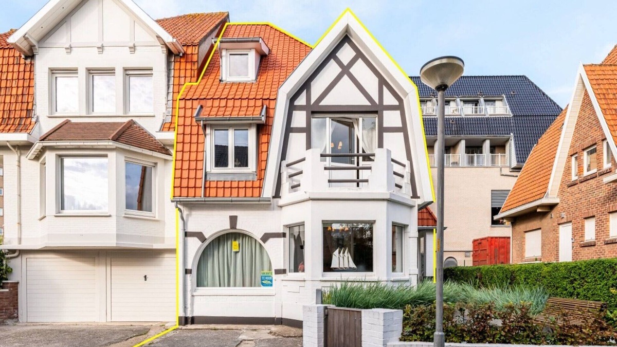 Koksijde-Bad Villa | Villa near De Panne Beach with Sea Views