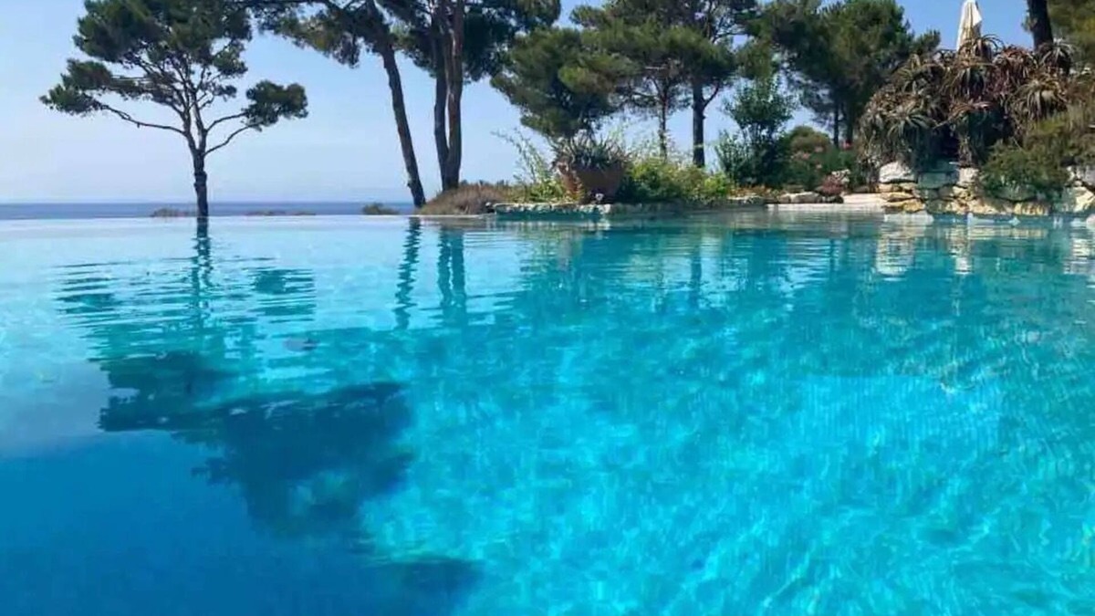 Patrimonio Villa | Villa near St. Florent with pool and fantastic sea views all around